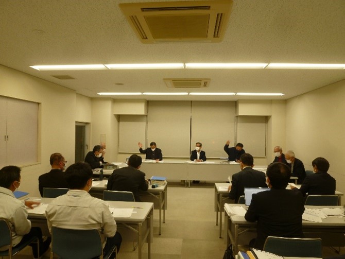 神戸町西座倉地区　第６回理事会の写真2